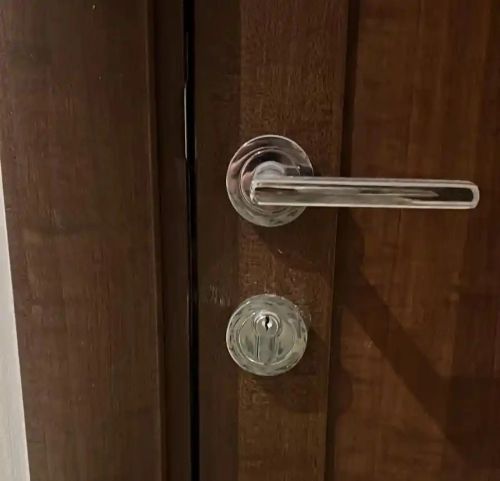 نجار ابواب واقفال