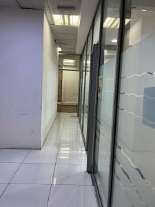 مكتب للايجار على  سلوى من المالك