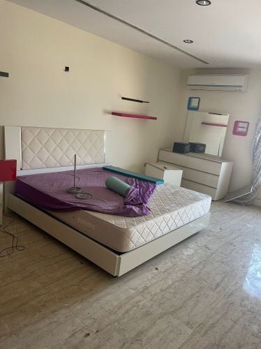 فك و تركيب الأثاث