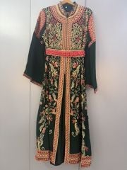Palestinian dress