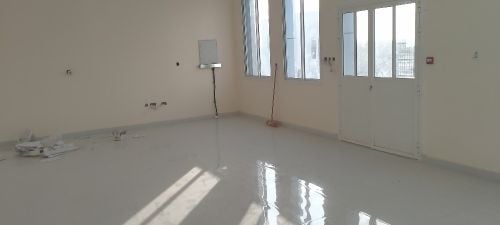 60 Rooms in old INDUSTRIAL area