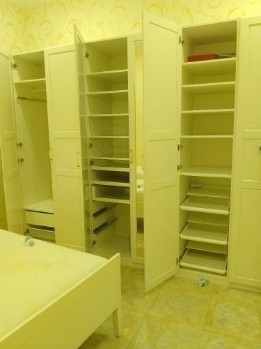 نجار فك وتركيب غرف النوم والستائر