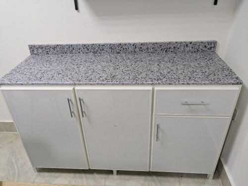 دولاب مطبخ للبيع و الصناعه