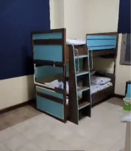 Bed room 