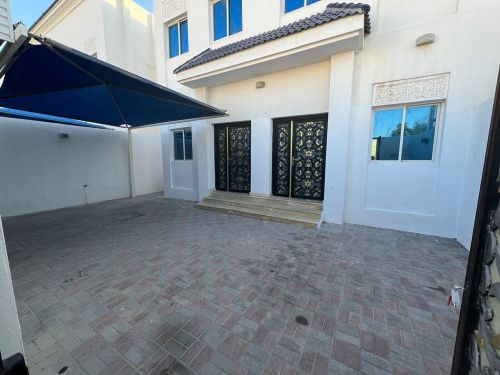 فلتين  سكنيه في معيزر الشمالي