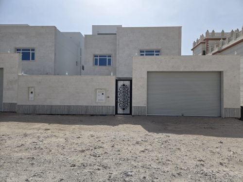 للبيع فيلا بالمشاف