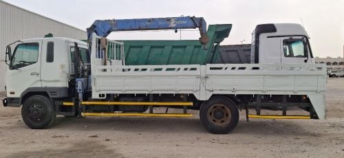 boom truck for transporting