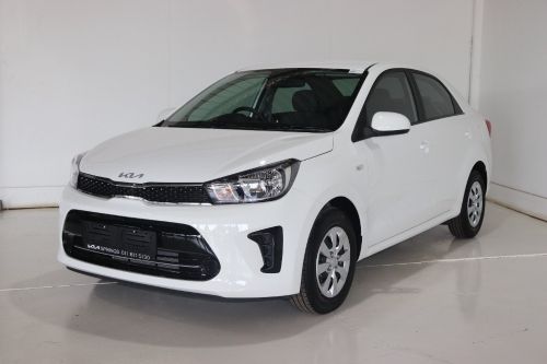 سائق عربي بسيارتي الخاصة