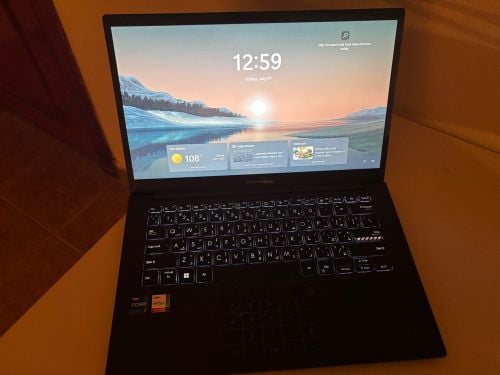 ASUS VivoBook X1404VA