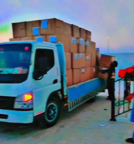 نقل الاثاث والاغراض والمفروشات 