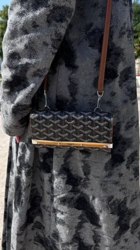 Goyard Monte-Carlo PM Clutch
1300