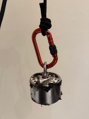 magnet fishing 