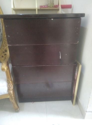 درج له اربعه رفوف