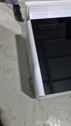 طاولة زكية ثلاجة واسبيكر