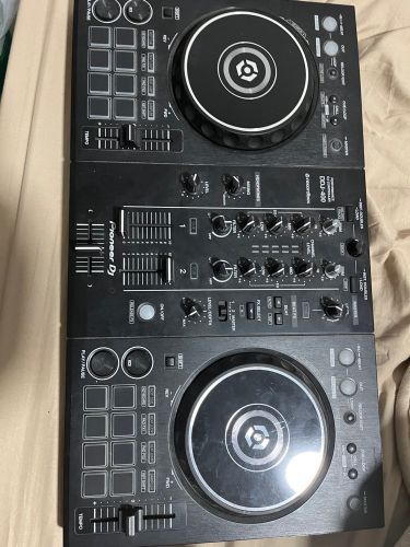 دي جي بايونير 