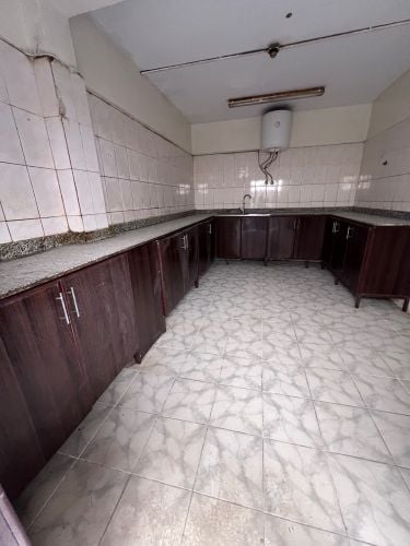 For rent 120 rooms including