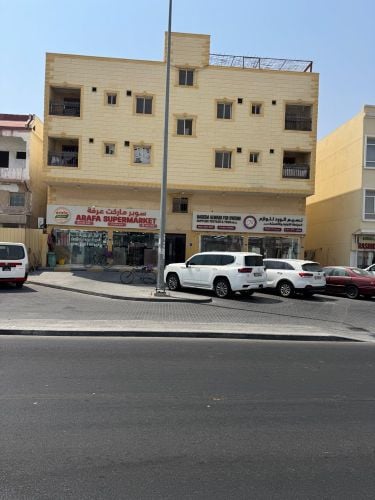 للبيع عماره تجاريه في معيذر