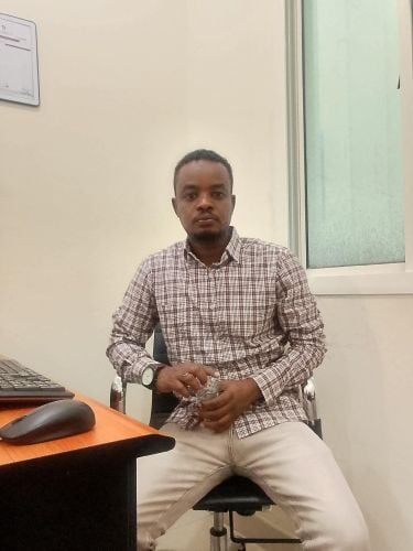 باحث عن عمل