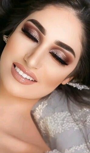 احلام النحالي