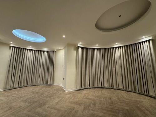 Curtain 