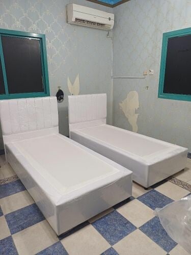 سرير مرتباغرف نوم للبيع جديدة 552