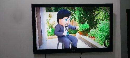 للبيع شاشه آل جي  ومبرد مياة