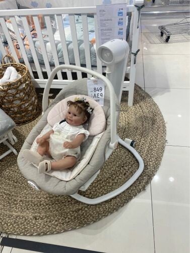Baby Automatic Swinging Cradle