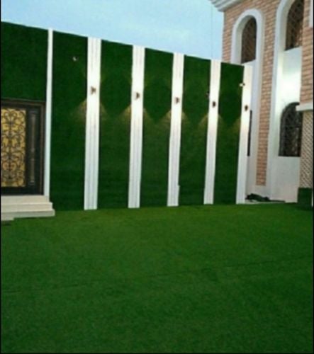 عشبه صناعي