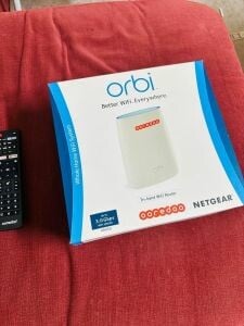 Orbi Router. RBR50V2 Excellent.