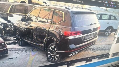 we buy salvage car please text us