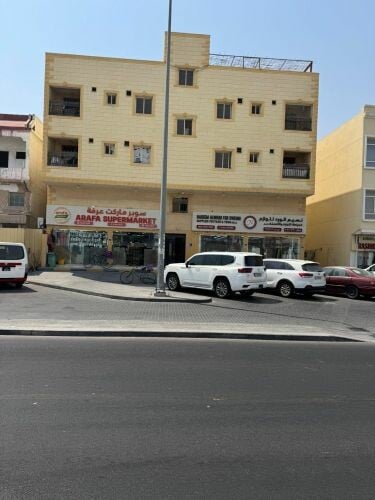 للبيع عماره تجاريه في معيذر 