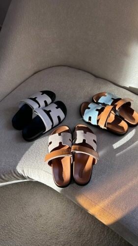 Hermes Chypre Sandal
900