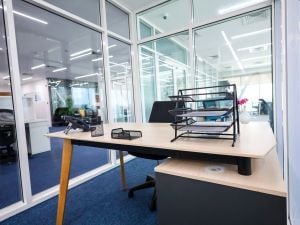 مكتب مغلق خصوصي في الوسيل