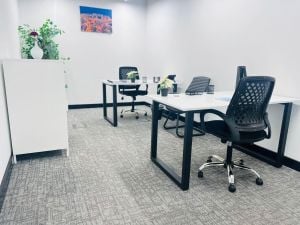 مكتب خاص جديد في لوسيل