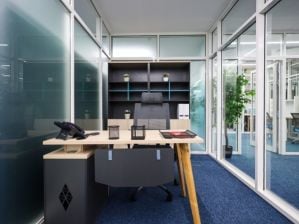 مكتب خاص جديد في لوسيل