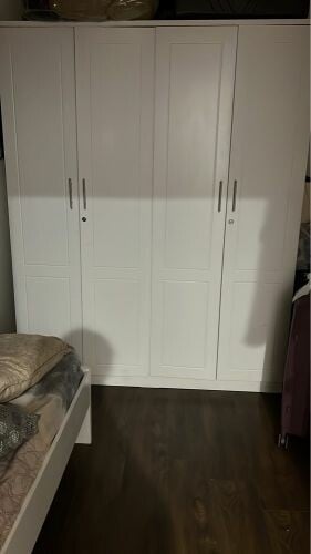 wardrobe 