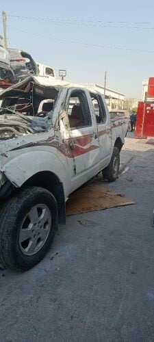 نيسان نفارا 2012 سكراب