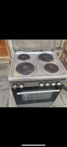 electric stove n oven