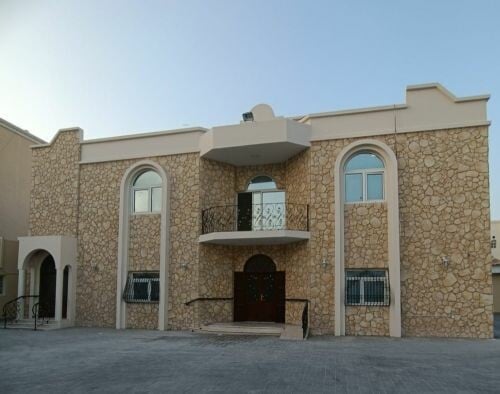 شقة للايجار بالعزيزية