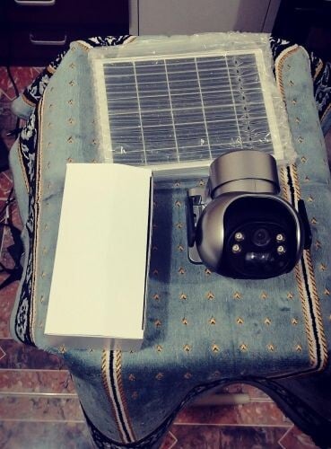 Smart Solar-Powered Security Came