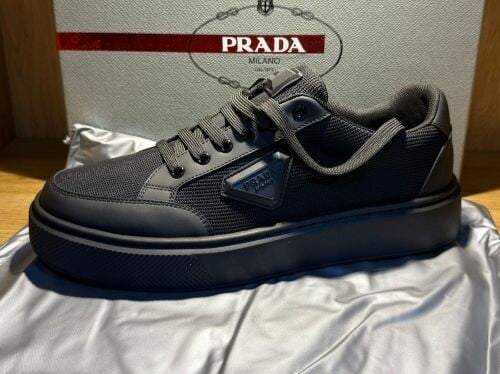 حذاء برادا جديد