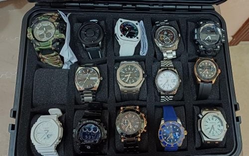 Watches for sale (QR100 to 3,000)