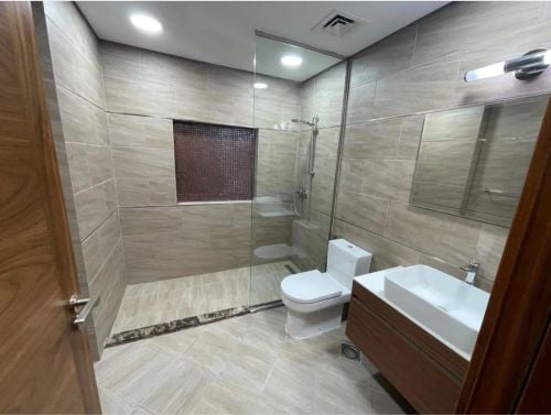 للبيع عمارة في بني محمود 
