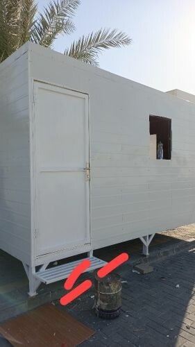 انخفاض سعر المرحاض المقصورة