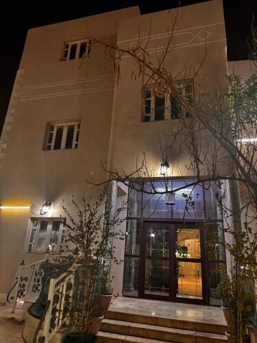 فيلا بنعيجه هلال العلى 905 متر. 