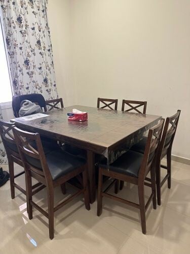 Dinning room for 8 person