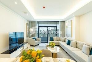 شقة أنيقة مع شرفة في لوسيل