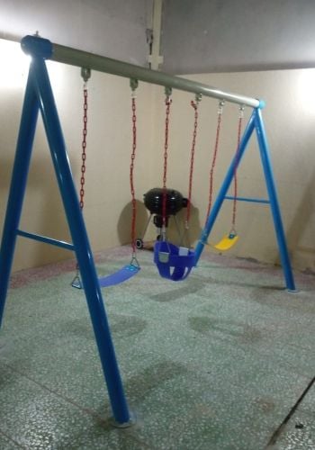 kids swing