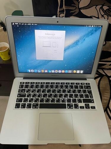 ماك بوك اير ممتاز وبطارية ممتازة