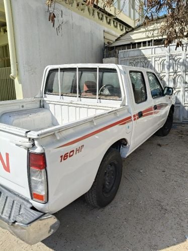 Nissan pick up for Rant